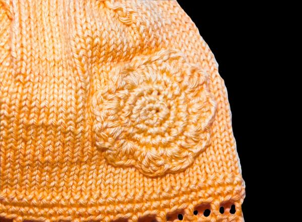 Hand knitted baby cap in orange with a head circumference 38 cm 14,96 inch